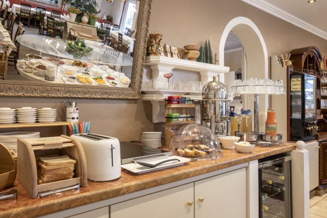 T&auml;glich frisches Brot und Geb&auml;ck