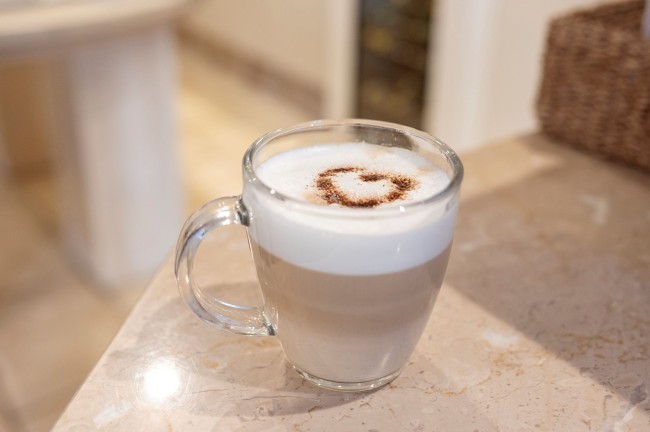 Cappuccino zum Fr&uuml;hst&uuml;ck im Hotel Garni Keil in Kleinarl