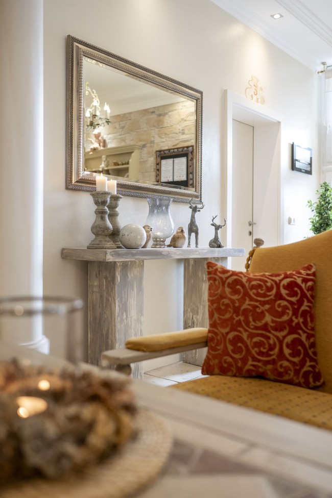 Stilvolle und elegante Dekorationen im ganzen Hotel