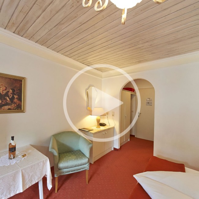 Zur Virtuellen Tour durch die Zimmer